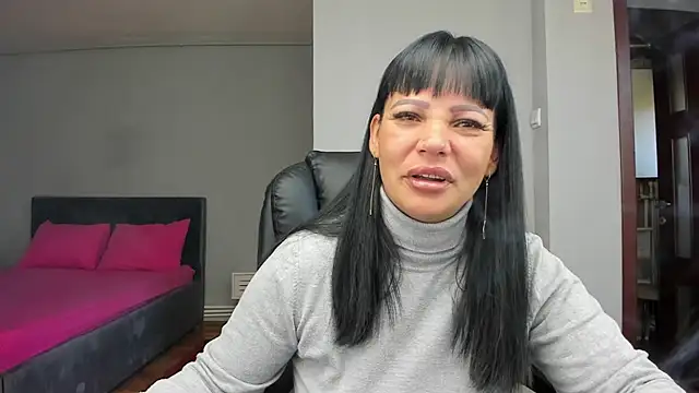 Ella sweety00 online show from 10/22/25, 10:04