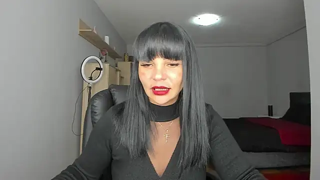 Ella sweety00 online show from 09/28/25, 04:25