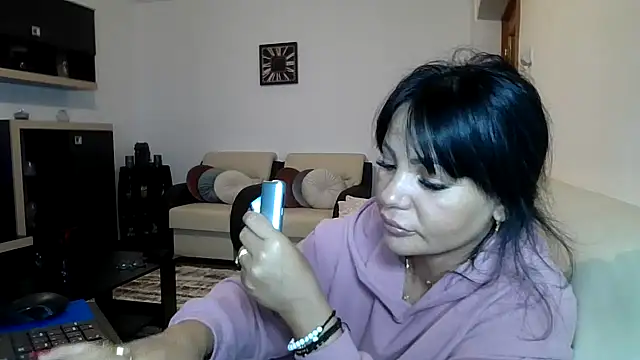 Snapshot of Ella_sweety00 chatting on 04/30/26, 02:57 Ella sweety00 online show from 04/30/26, 02:57