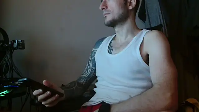 th1  online show from 03/06/26, 07:47