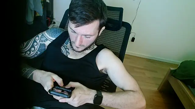 th1  online show from 02/15/26, 06:07