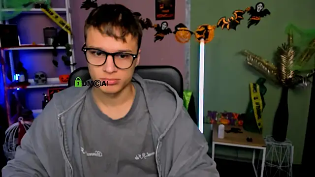 sam nexor online show from 11/03/25, 08:12