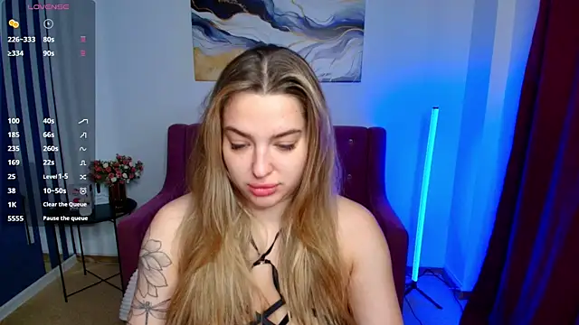 Snapshot of Emma__Ross chatting on 05/26/26, 01:58 Emma Ross online show from 05/26/26, 01:58