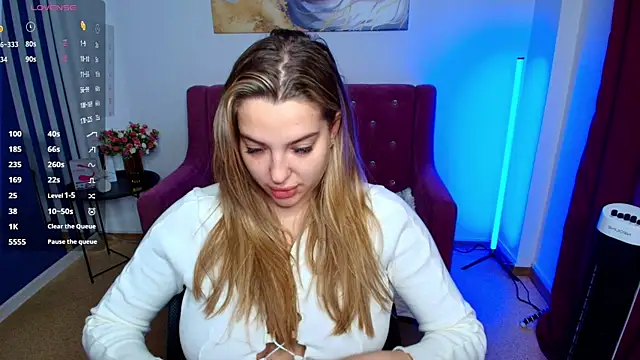 Snapshot of Emma__Ross chatting on 05/09/26, 01:53 Emma Ross online show from 05/09/26, 01:53