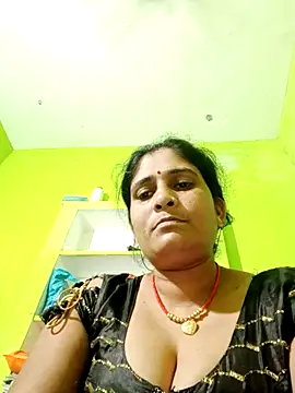 Snapshot of Hot-piuy chatting on 09/09/25, 06:34 Hot-piuy online show from 09/09/25, 06:34