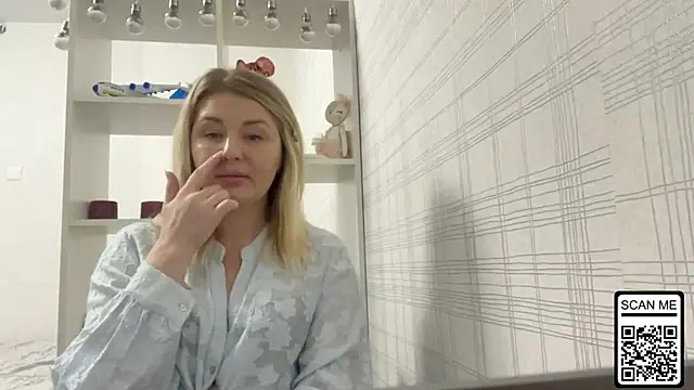 Blondie xoxoxo online show from 01/10/26, 12:33