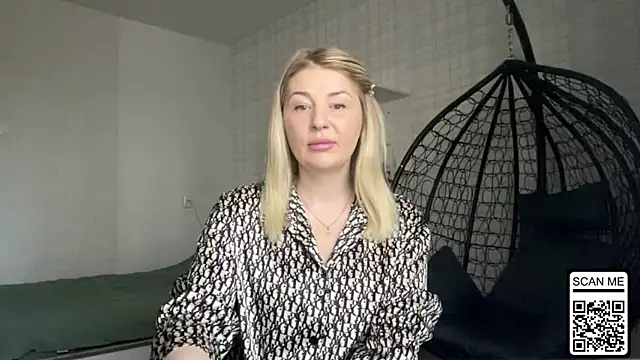 Blondie xoxoxo online show from 04/05/26, 11:06