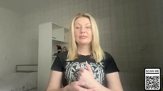 Blondie xoxoxo online show from 03/04/26, 10:56