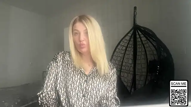 Blondie xoxoxo online show from 04/18/26, 01:46