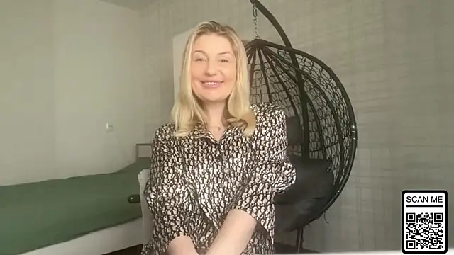 Blondie xoxoxo online show from 04/12/26, 01:03