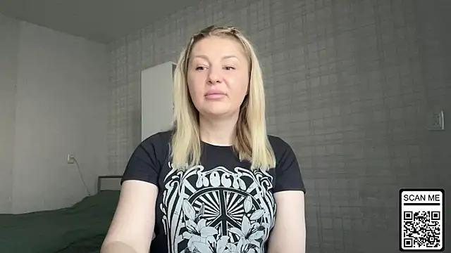 Blondie xoxoxo online show from 03/12/26, 06:50