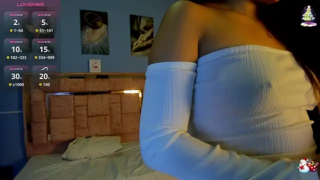 Snapshot of LICKY_LOV chatting on 02/04/26, 03:12 LICKY LOV online show from 02/04/26, 03:12