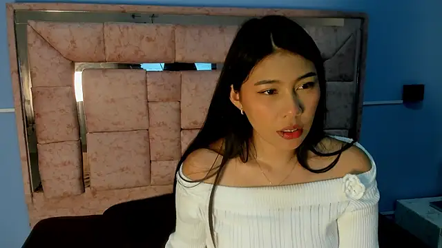 LICKY LOV online show from 11/28/25, 03:17