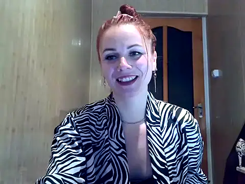 Kisa26311 online show from 11/18/25, 05:16