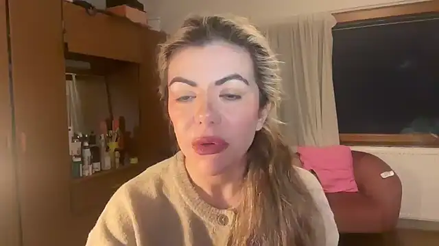 princess17 online show from 03/02/26, 09:00