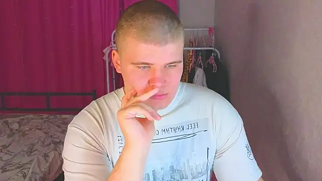 kittenmurr online show from 03/26/26, 08:18