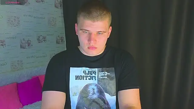 kittenmurr online show from 10/16/25, 04:26