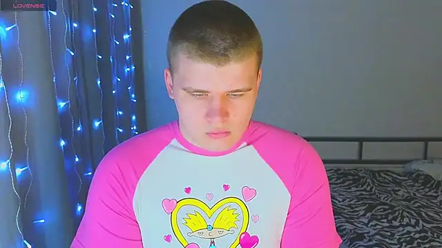 kittenmurr online show from 12/15/25, 12:49