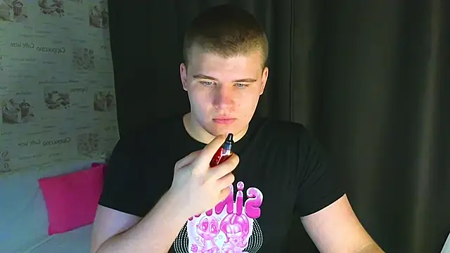 kittenmurr online show from 09/08/25, 08:41