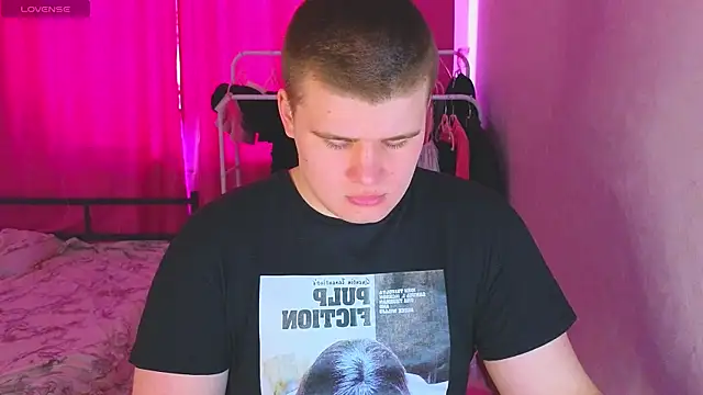 kittenmurr online show from 03/17/26, 06:05