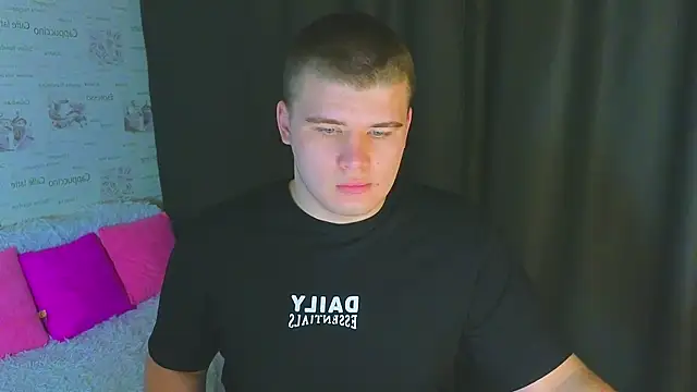 kittenmurr online show from 09/30/25, 08:37