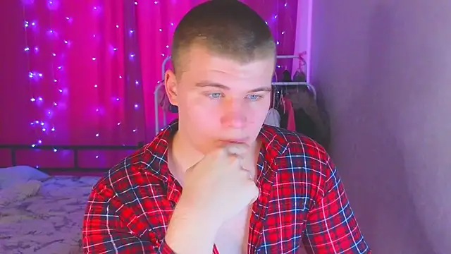 kittenmurr online show from 02/10/26, 06:12