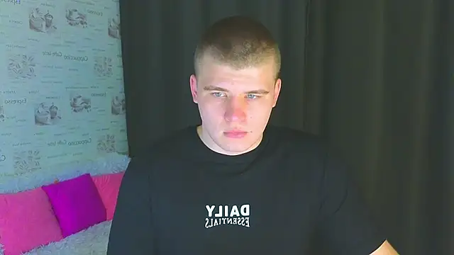 kittenmurr online show from 09/24/25, 06:47