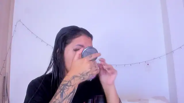 Abby roussee online show from 12/03/25, 11:09