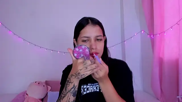 Abby roussee online show from 09/30/25, 12:44