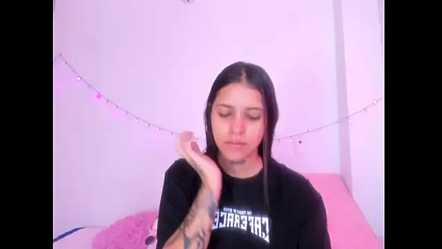 Abby roussee online show from 10/27/25, 02:40