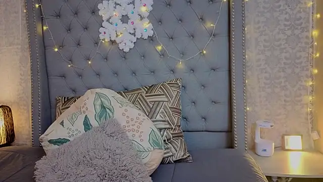 Abby roussee online show from 12/22/25, 09:48