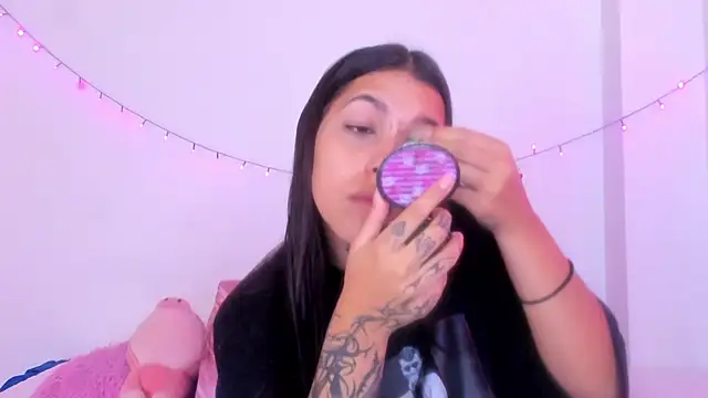 Abby roussee online show from 10/10/25, 01:12