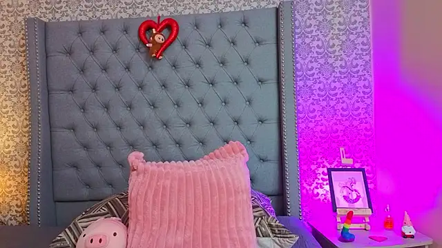 Abby roussee online show from 02/25/26, 08:30