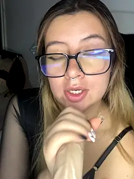 Blair Bunnyy online show from 11/28/25, 07:30