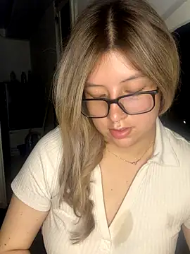 Blair Bunnyy online show from 10/24/25, 03:16