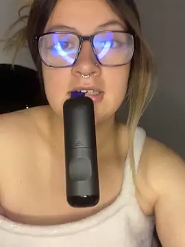 Snapshot of Blair_Bunnyy chatting on 02/12/26, 05:07 Blair Bunnyy online show from 02/12/26, 05:07