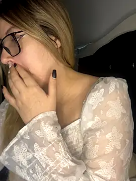 Blair Bunnyy online show from 12/02/25, 07:54