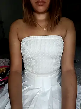 Snapshot of Cutie_Shruti chatting on 10/25/25, 10:43 Cutie Shruti online show from 10/25/25, 10:43