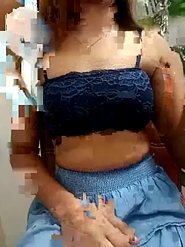 Snapshot of Cutie_Shruti chatting on 10/05/25, 02:52 Cutie Shruti online show from 10/05/25, 02:52