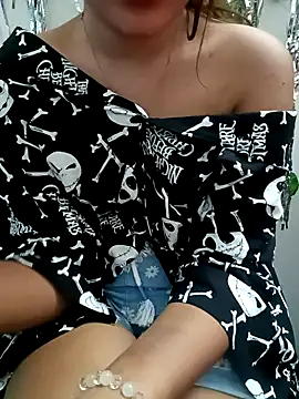 Snapshot of Cutie_Shruti chatting on 10/03/25, 10:11 Cutie Shruti online show from 10/03/25, 10:11
