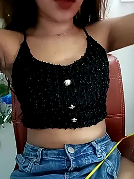 Snapshot of Cutie_Shruti chatting on 09/27/25, 02:39 Cutie Shruti online show from 09/27/25, 02:39