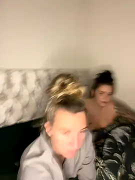 Charsworld online show from 12/03/25, 09:20