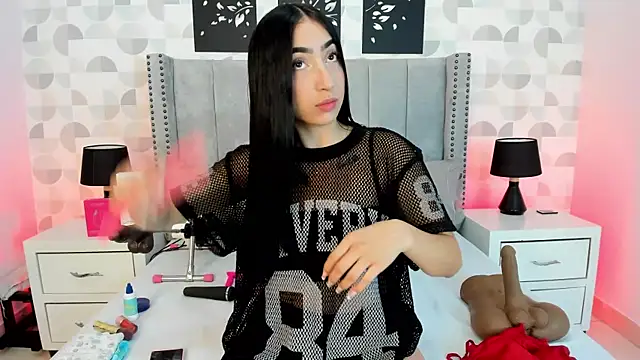 natasha moreno online show from 02/26/26, 12:27