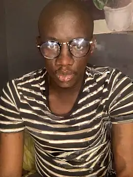 Snapshot of whiskeyza chatting on 09/13/25, 05:57 whiskeyza online show from 09/13/25, 05:57