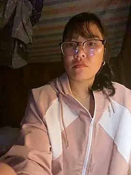 sexybaby 00 online show from 09/28/25, 12:17