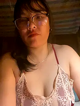 sexybaby 00 online show from 10/06/25, 12:50