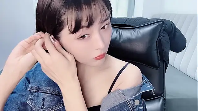 Ianxuan online show from 11/26/25, 04:56