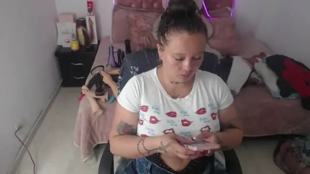 patty squirt  online show from 04/02/26, 09:38