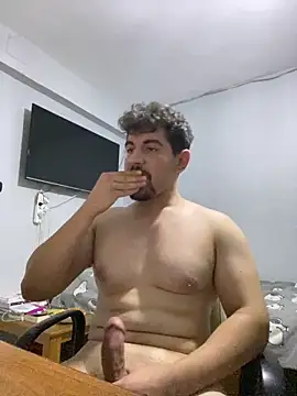 Snapshot of 23cmturkishD chatting on 12/21/25, 04:41 23cmturkishD online show from 12/21/25, 04:41