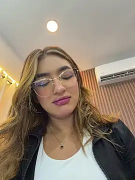 jenn fit online show from 04/24/26, 01:40
